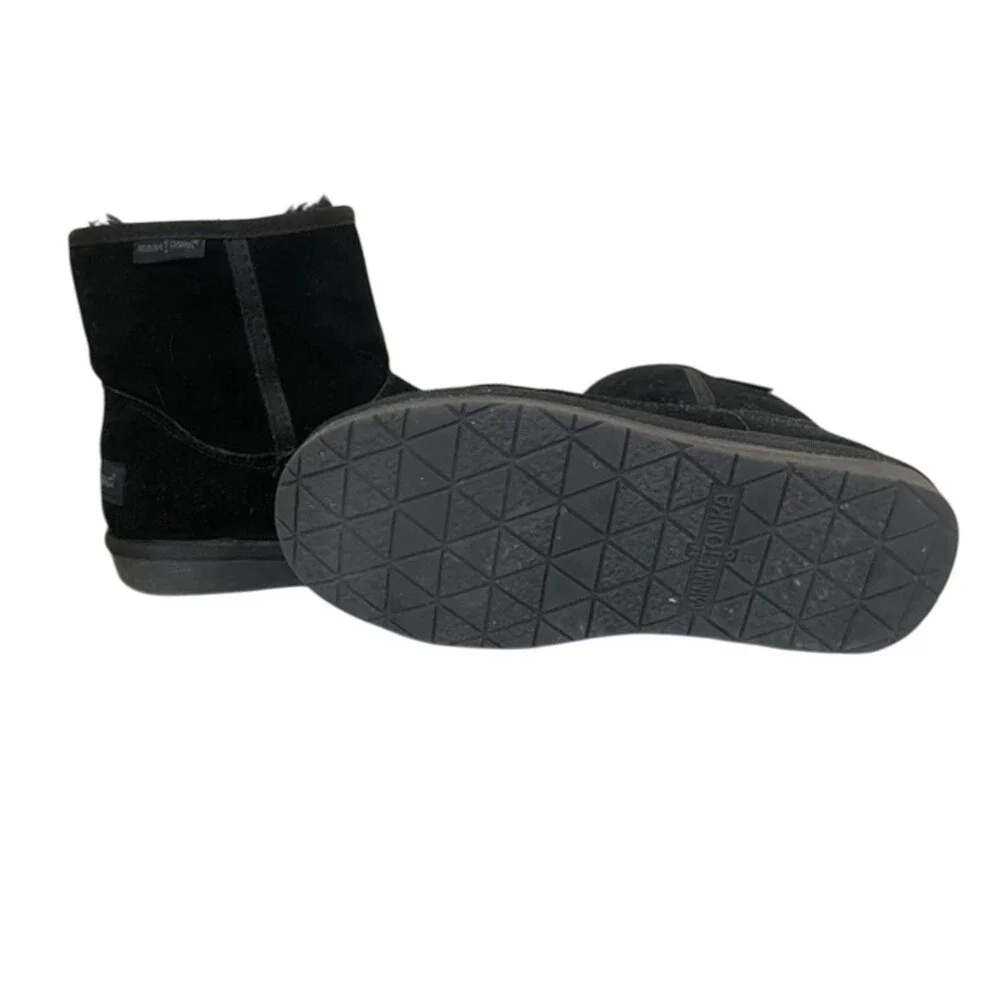 Minnetonka Suede Ankle Boots‎ Winter Warm Black Boots Size 8